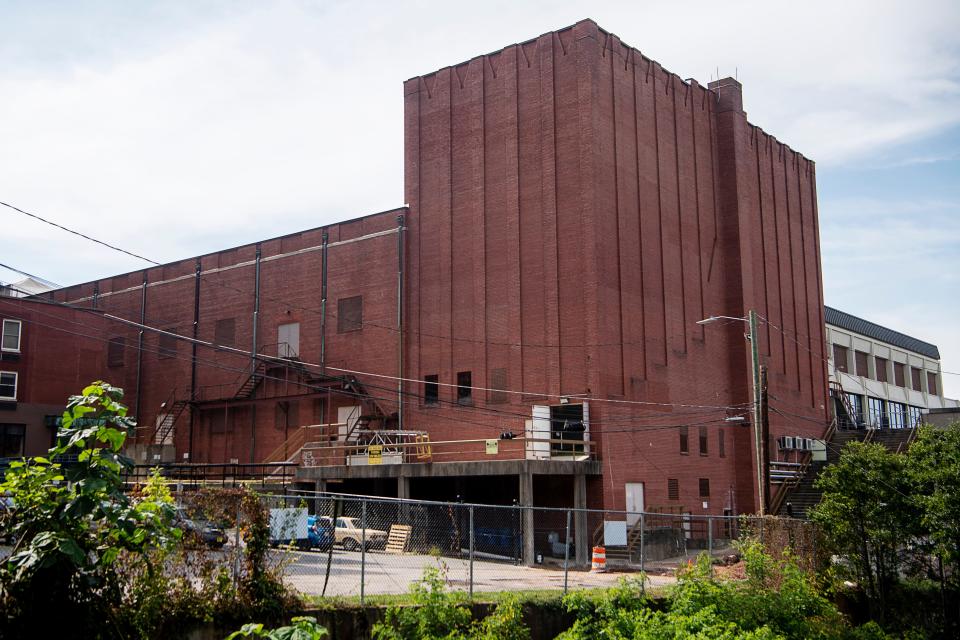 After a summer season of HVAC units failing, the rescheduling of the Asheville Symphony’s season and a temporary closure, local leaders met at the Harrah’s Cherokee Center Aug. 21 to discuss the future of the 83-year-old Thomas Wolfe Auditorium.