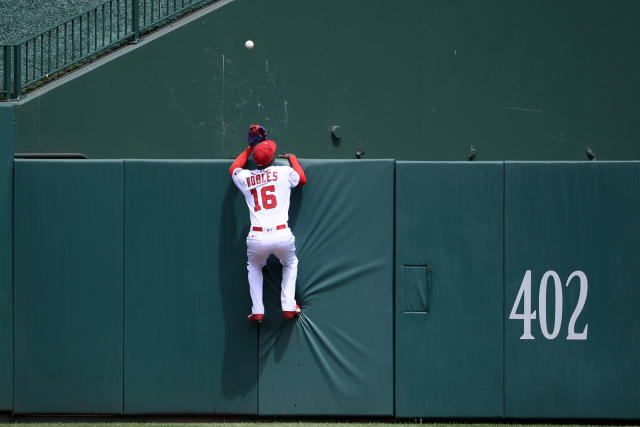 Swanson homers for third straight game, Braves edge Nats 6-5