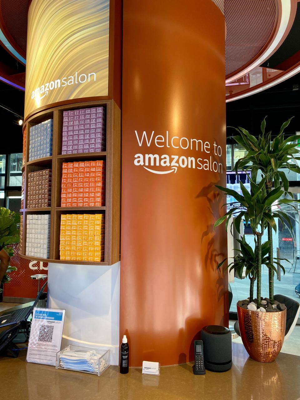 Entrance to Amazon Salon