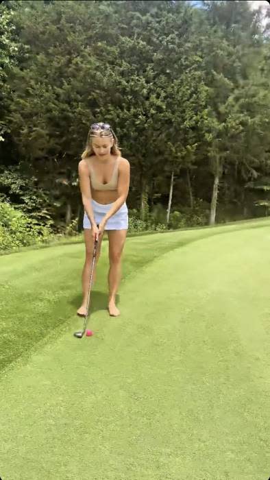 julianne-hough-golf