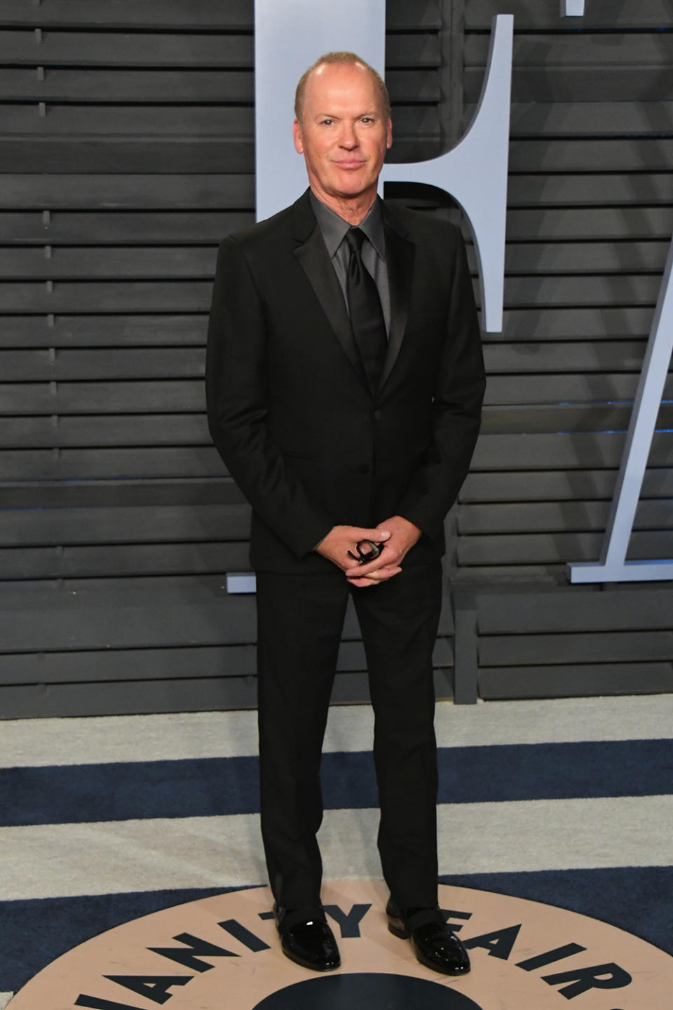 <p>Former Best Actor nominee and onetime Batman Keaton went for a dark knight look. (Photo: Jon Kopaloff/WireImage) </p>