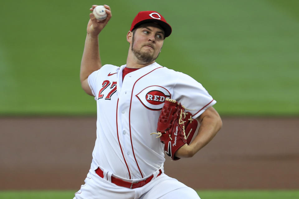 Cincinnati Reds' Trevor Bauer throws in the first inning during a baseball game against the Chicago White Sox in Cincinnati, Saturday, Sept. 19, 2020. (AP Photo/Aaron Doster)