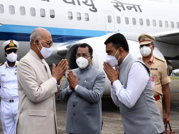 President Ram Nath Kovind with CM Pramod Sawant and Governor of Goa, P.S. Sreedharan Pillai in Goa (Photo/ANI) 