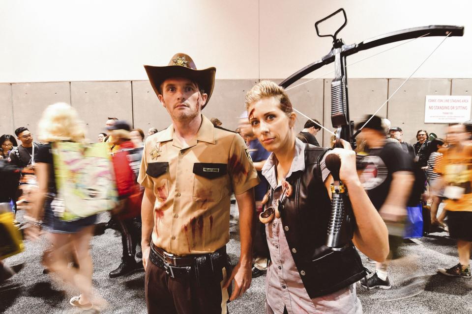 Rick Grimes and Daryl Dixon from The Walking Dead cosplayers