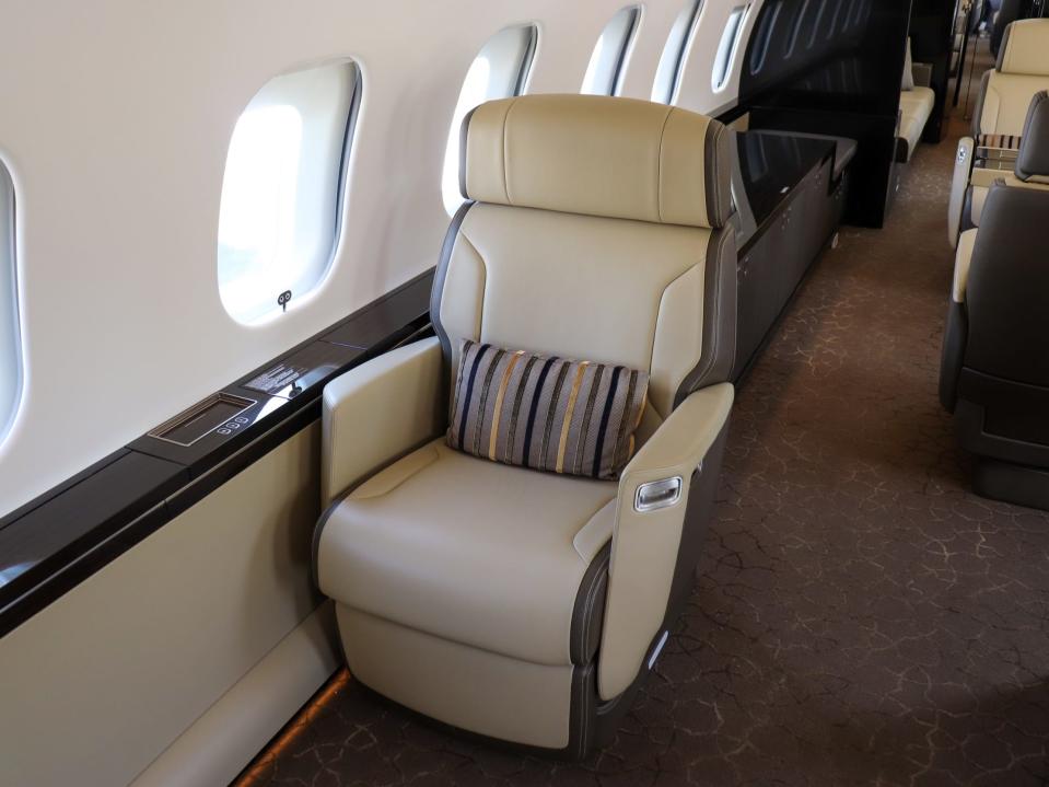 Bombardier Global 6500 private jet