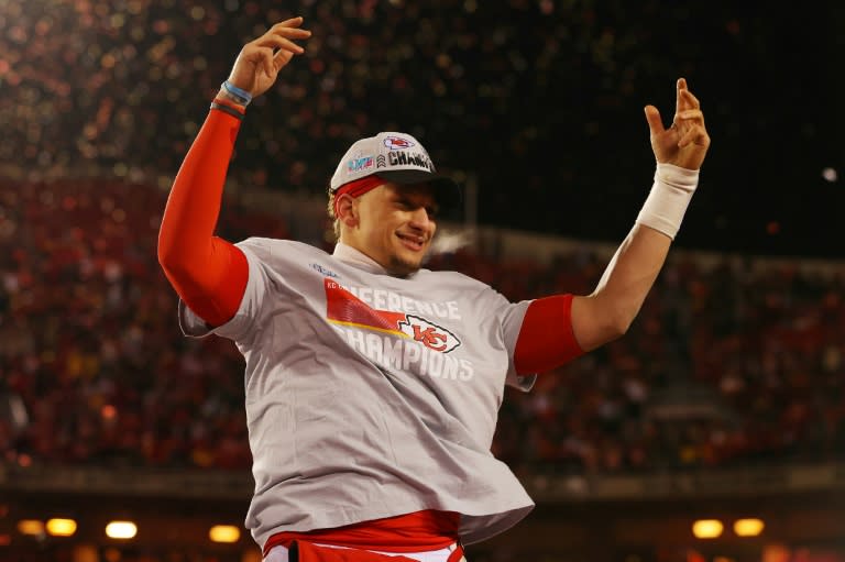 Chiefs' Reid hails 'pure grit' of Mahomes - Yahoo Sports