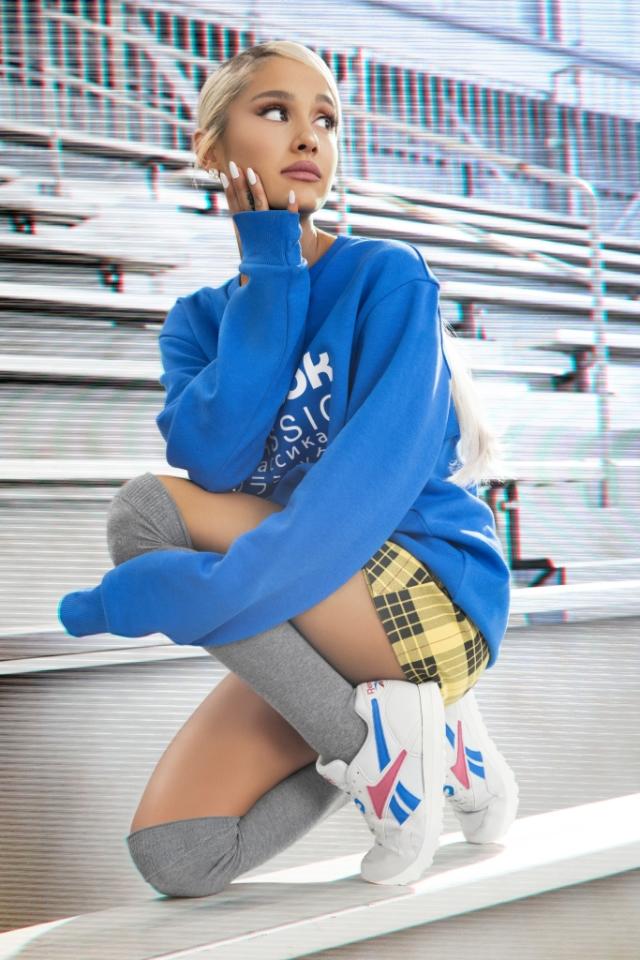 volverse loco venganza pacífico Ariana Grande Revealed as Face of Reebok's New Campaign