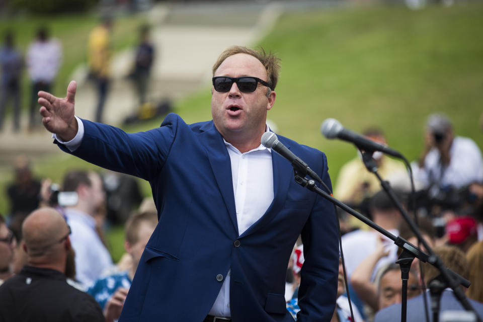 Conspiracy theorist and radio talk show host Alex Jones addresses a rally in support of Donald Trump near the Republican National Convention in Cleveland in July 2016. (Photo: Brooks Kraft/ Getty Images)