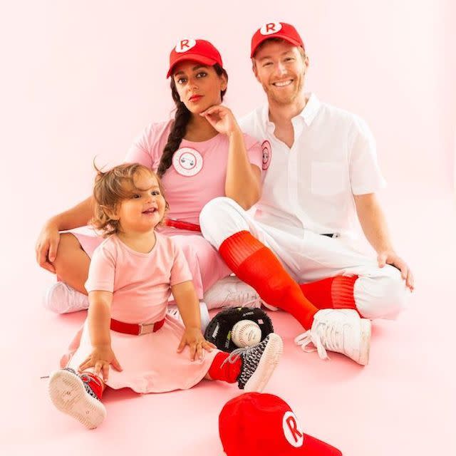 <p>There's no crying in baseball! This costume is a throwback to the classic '90s historical comedy <em>A League of Their Own</em>. These retro baseball uniforms are easy to make and are extremely comfortable.</p><p><em><a href="https://www.brit.co/a-league-of-their-own-family-costume/#crlt.pid=camp.CmKJwTTpDOVY" rel="nofollow noopener" target="_blank" data-ylk="slk:See full tutorial on Brit & Co;elm:context_link;itc:0;sec:content-canvas" class="link ">See full tutorial on Brit & Co </a><em><a href="https://go.redirectingat.com/?id=74968X1525078&xs=1&url=https%3A%2F%2Fliagriffith.com%2Fsimple-mid-century-paper-ornaments%2F&sref=https%3A%2F%2Fwww.goodhousekeeping.com%2Fhome%2Fcraft-ideas%2Fg2996%2Ftrash-to-treasure-christmas-crafts%2F" rel="nofollow noopener" target="_blank" data-ylk="slk:»;elm:context_link;itc:0;sec:content-canvas" class="link ">»</a></em></em></p>