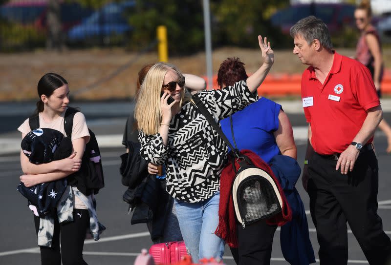 Mallacoota bushfires evacuees and a cat, who arrived at the port of Hastings on MV Sycamore this morning, arrive at the Somerville Recreation Centre in Somerville south-east of Melbourne