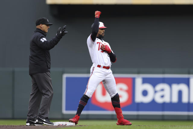 Twins hit 3 more homers, beat Royals