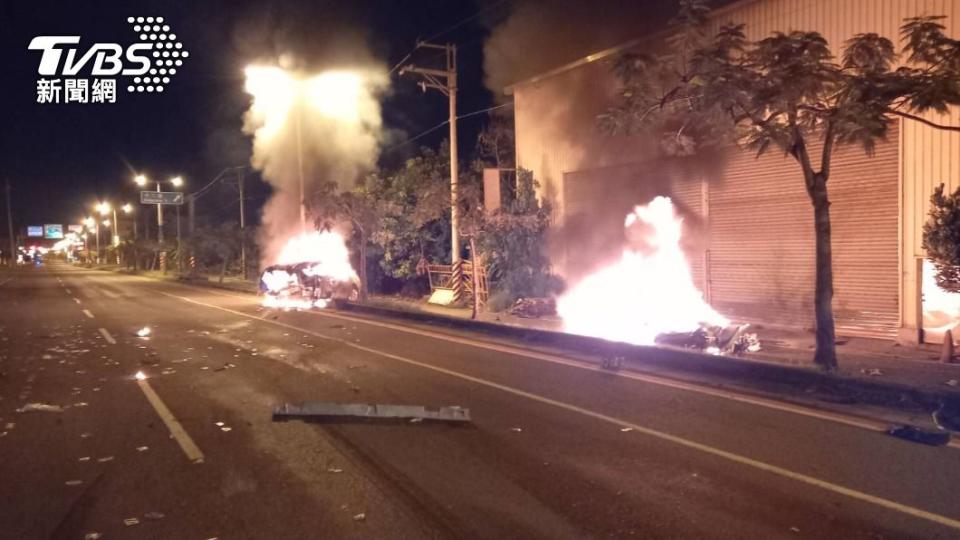 台南凌晨發生死亡車禍。（圖／TVBS）