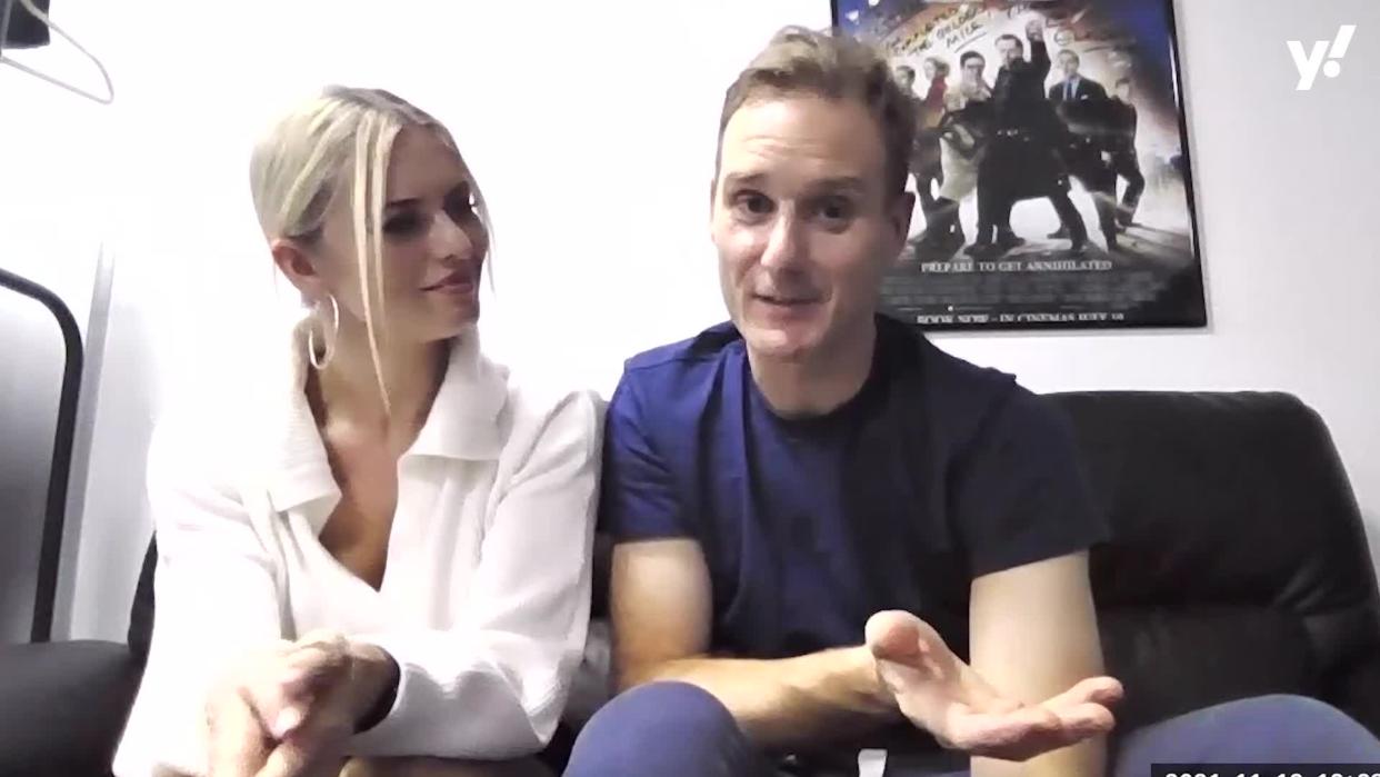<p>'Strictly Come Dancing' couple Dan Walker and Nadiya Bychkovi talk to Yahoo about how they bounce back from the criticism they face from the general public.</p>