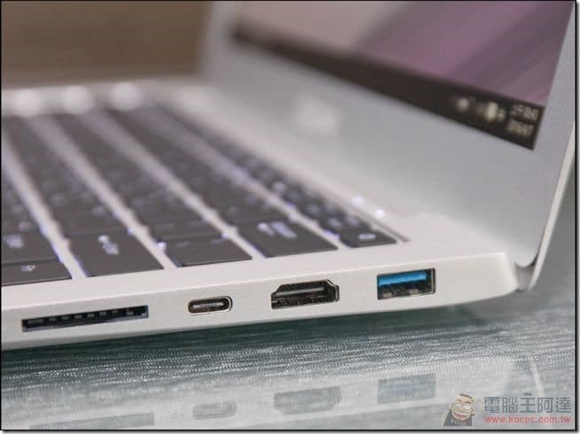 性價比全面超越Macbook Air 喜傑獅CJSCOPE Z-230 輕薄長效Ultrabook開箱評測