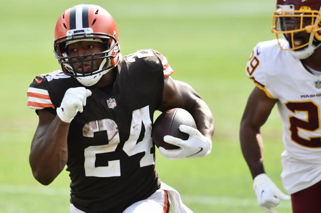 Browns RB Chubb picking up yards, admirers with every run