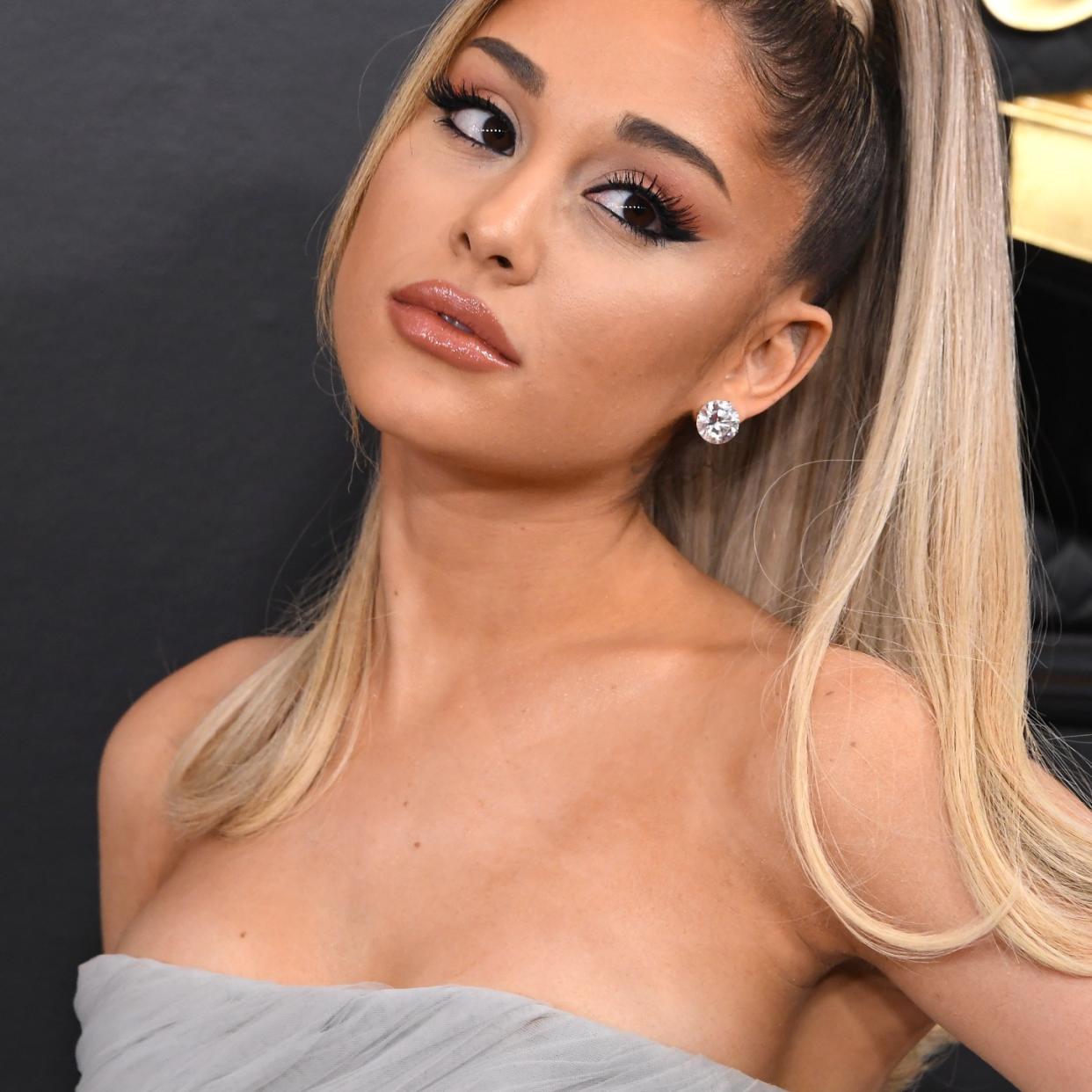  Closeup of Ariana Grande on a red carpet. 