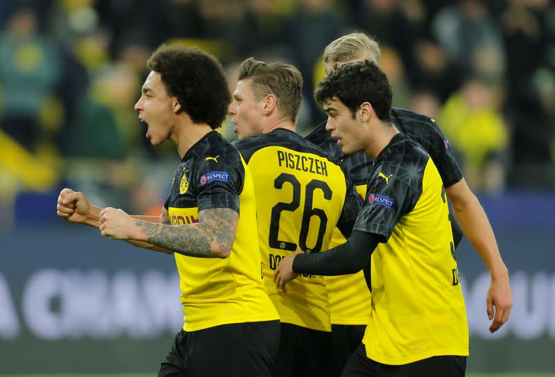 Champions League - Round of 16 First Leg - Borussia Dortmund v Paris St Germain