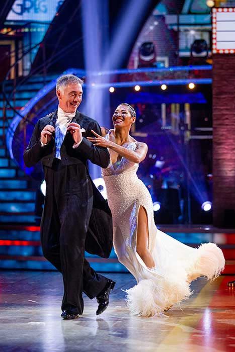 greg-wise-karen-hauer-dance