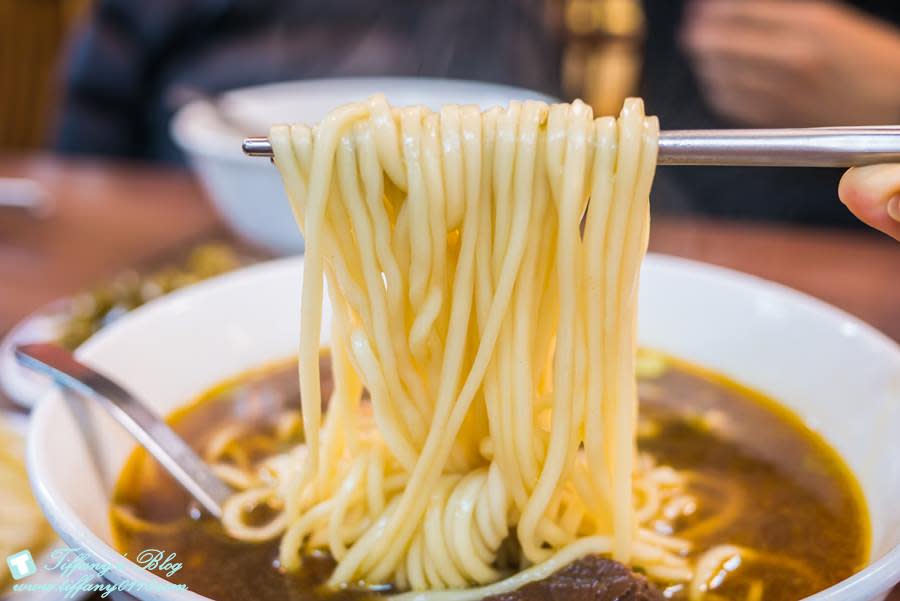 台北｜老山東牛肉麺