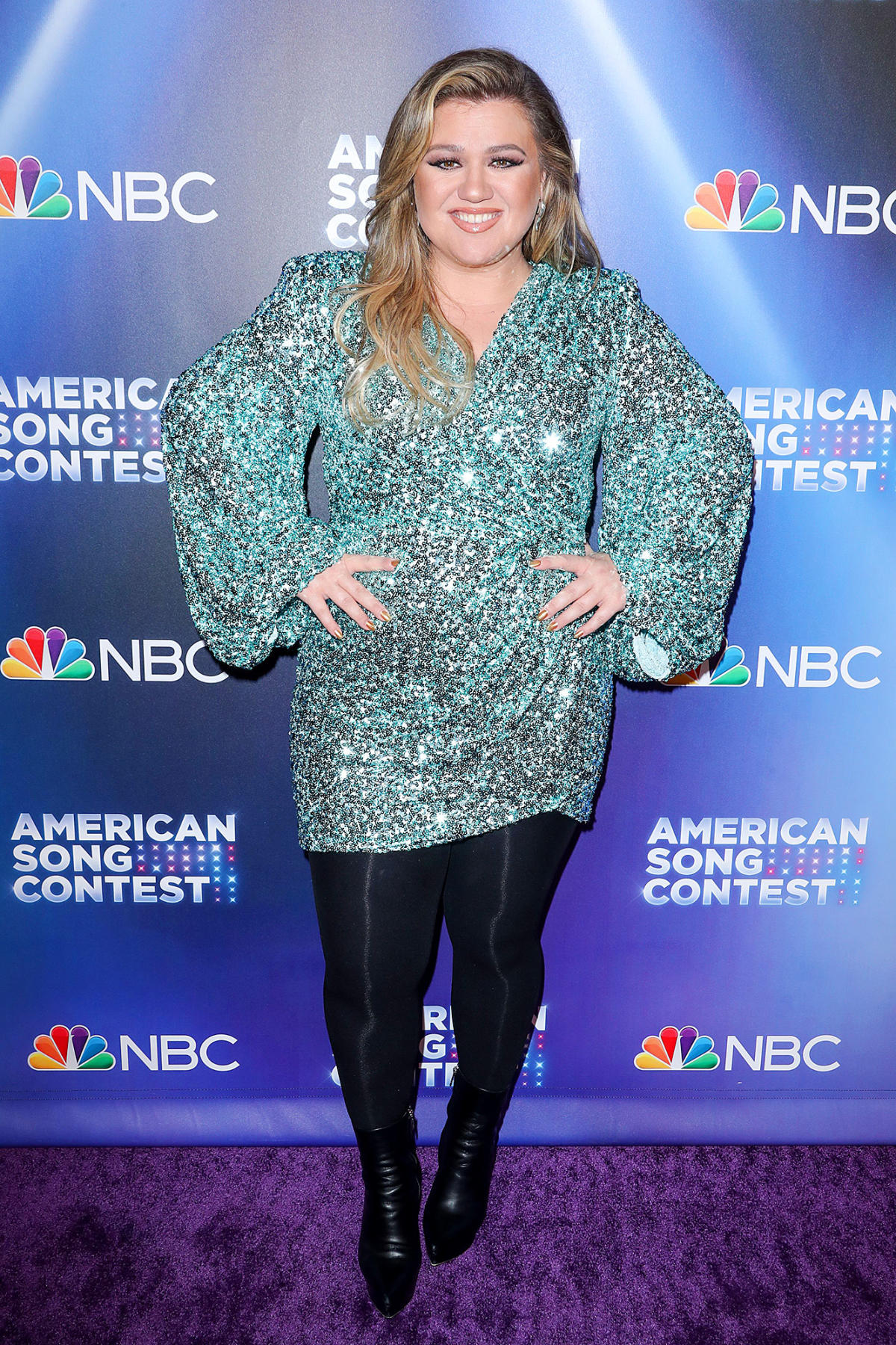 Kelly Clarkson Changes 'Piece By Piece' Lyrics After Divorce – Billboard