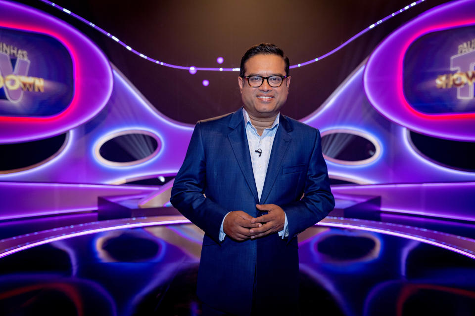 From Livewire PicturesPaul Sinha&#xd5;s TV Showdown: SR2: Ep2 on ITV and ITV HubPictured: Paul Sinha.This photograph is (C) Livewire Pictures and can only be reproduced for editorial purposes directly in connection with the programme or event mentioned above, or ITV plc. Once made available by ITV plc Picture Desk, this photograph can be reproduced once only up until the transmission [TX] date and no reproduction fee will be charged. Any subsequent usage may incur a fee. This photograph must not be manipulated [excluding basic cropping] in a manner which alters the visual appearance of the person photographed deemed detrimental or inappropriate by ITV plc Picture Desk.  This photograph must not be syndicated to any other company, publication or website, or permanently archived, without the express written permission of ITV Picture Desk. Full Terms and conditions are available on the website www.itv.com/presscentre/itvpictures/termsFor further information please contact:james.hilder@itv.com / 0207 157 3052