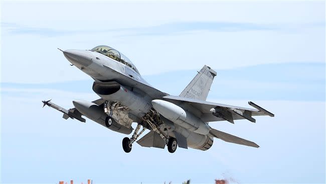 F16戰機可掛AGM-84H空對地飛彈。（圖／記者邱榮吉攝影）