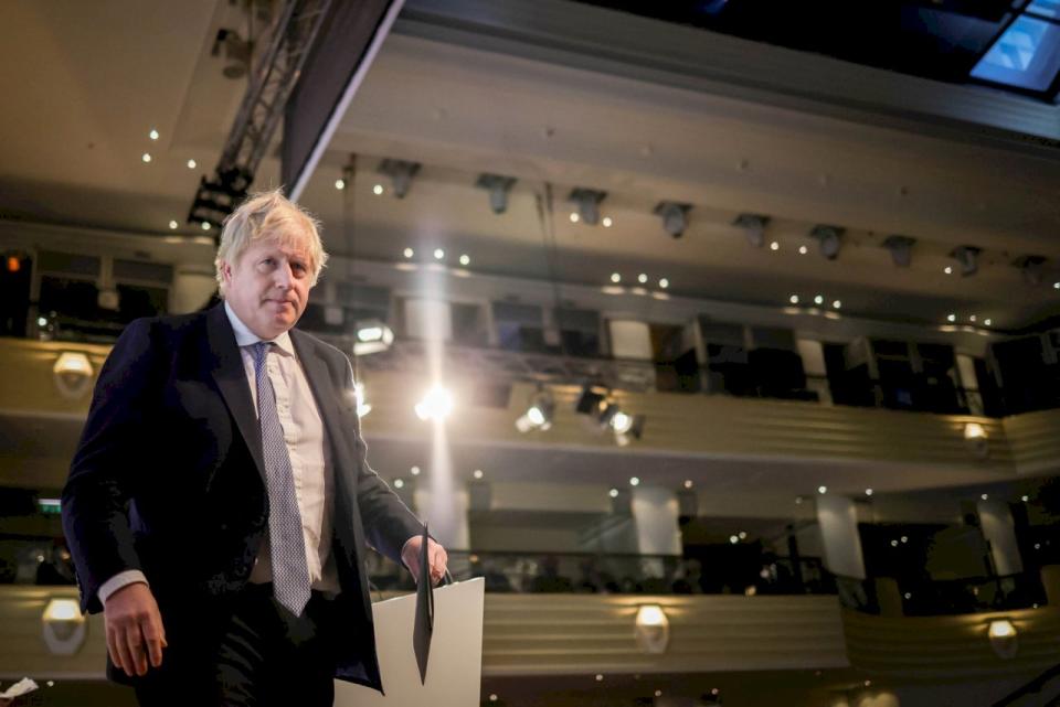 英國首相強生(Boris Johnson)19日表示，如果西方國家未能履行支持烏克蘭獨立性的承諾，將在全世界產生破壞性後果，包括台灣。(圖：Boris Johnson臉書)