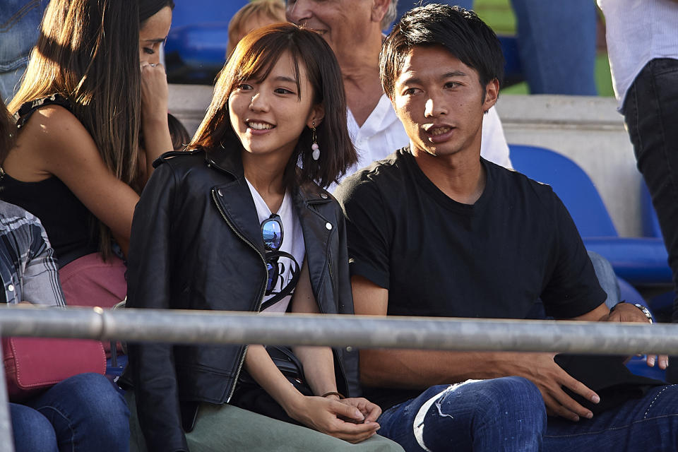 GETAFE, SPAIN - OCTOBER 06:  Gaku Shibasaki (R) of Getafe CF and Erina Mano attend the La Liga match between Getafe CF and Levante UD at Coliseum Alfonso Perez on October 6, 2018 in Getafe, Spain.  (Photo by Quality Sport Images/Getty Images)