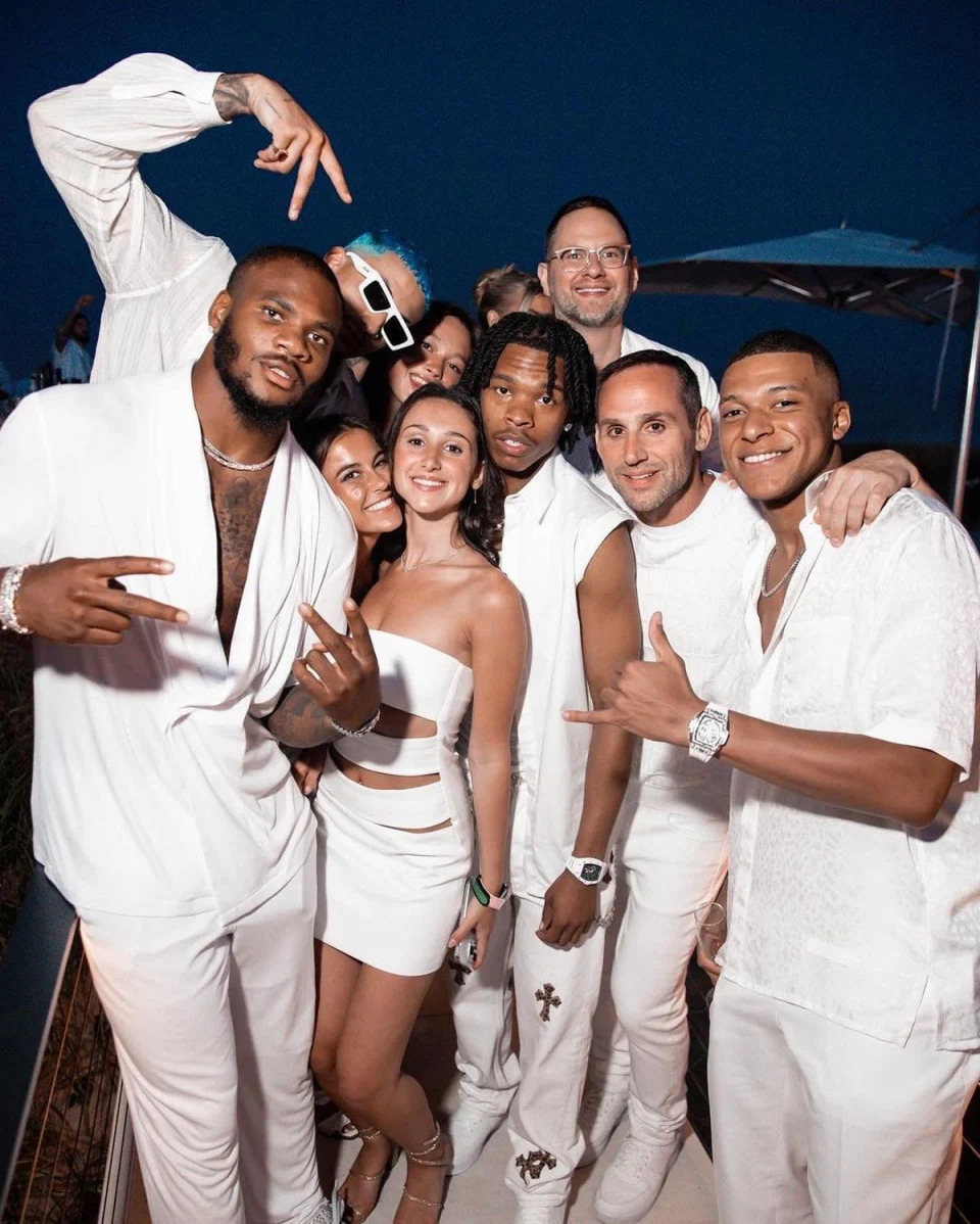 Look at Billionaire Michael Rubin’s StarStudded AllWhite Party