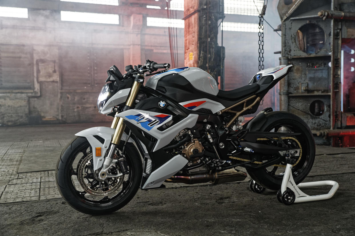 BMW S1000R