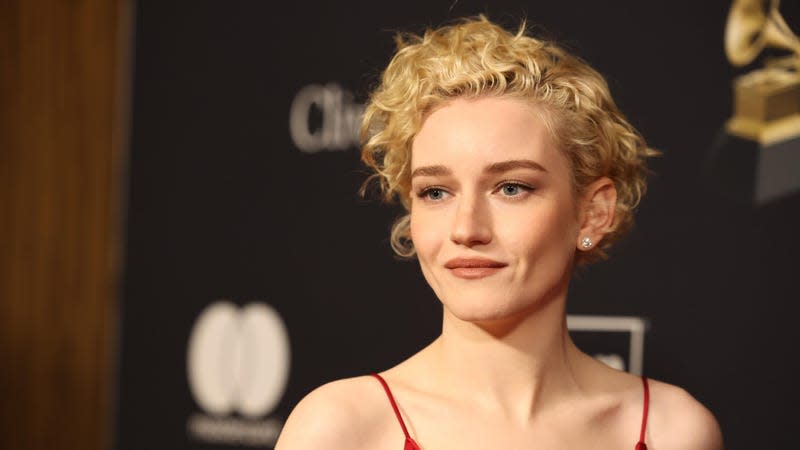 Julia Garner at a Grammy Awards event on February 3, 2024 in Beverly Hills, California. - Photo: Amy Sussman (Getty Images)