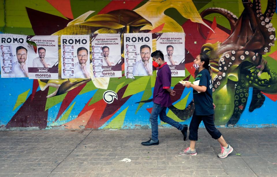 Propaganda de Víctor Hugo Romo en 2021, entonces candidato a alcalde de la Miguel Hidalgo. (ALFREDO ESTRELLA/AFP via Getty Images)