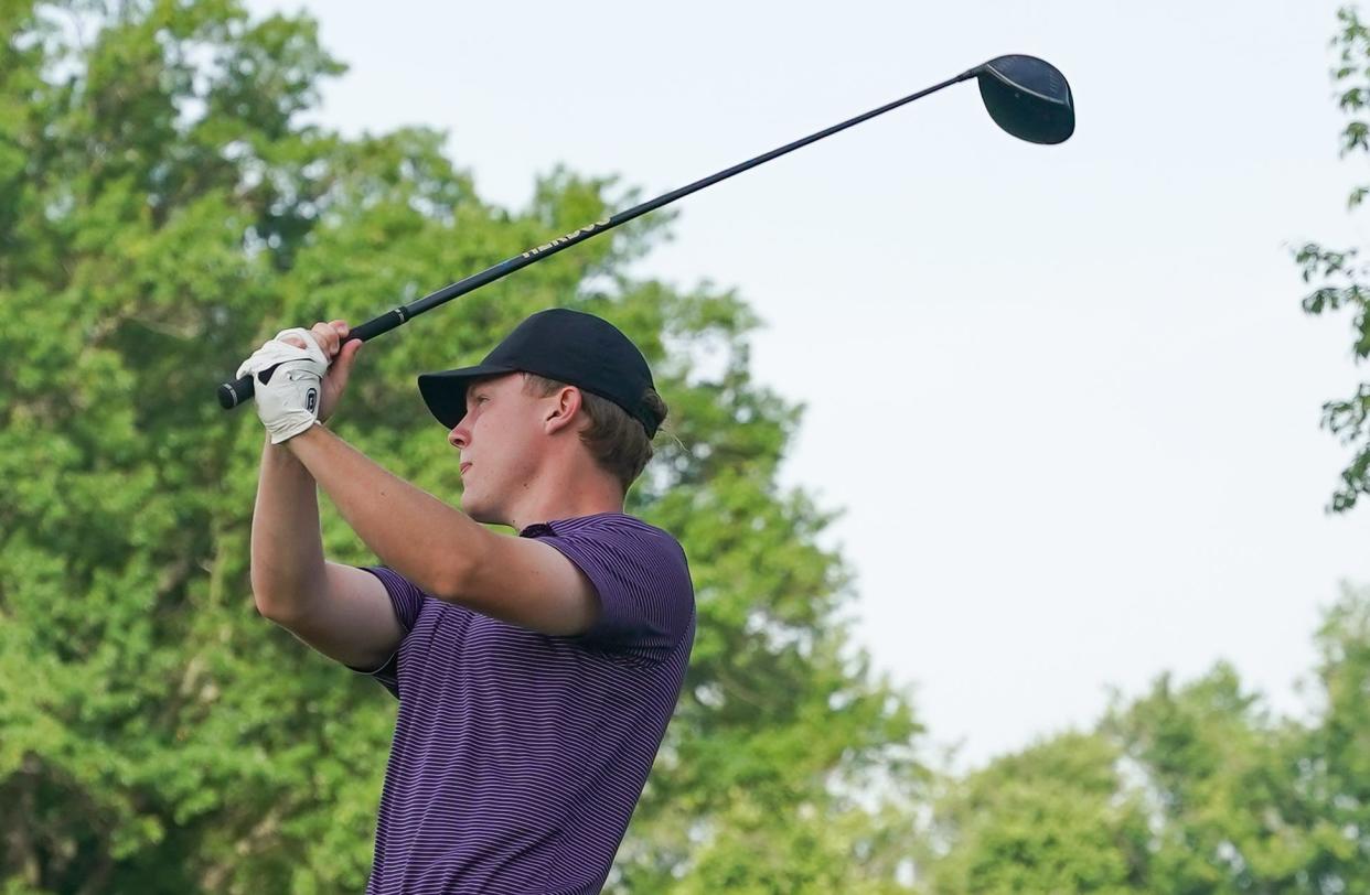 Bloomington South’s Luke Garrett hits a shot during the IHSAA boys’ golf sectional at Cascades Golf Course on Monday, June 3, 2024.