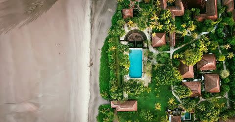 The Oberoi Beach Resort就座落在峇里島最時尚的水明漾海灘，佔地超過 15 英畝 COPYRIGHT: Facebook