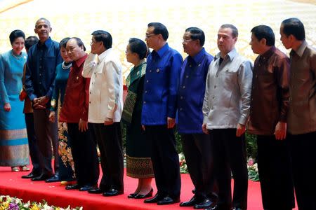 Leaders pose for a photo during the ASEAN Summit in Vientiane, Laos September 7, 2016. REUTERS/Soe Zeya Tun