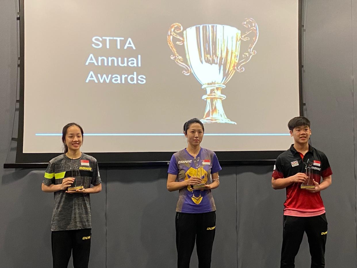 Top winners at the STTA Annual Awards: (from left) Ser Lin Qian, Yu Mengyu and Izaac Quek. (PHOTO: Chia Han Keong/Yahoo News Singapore)