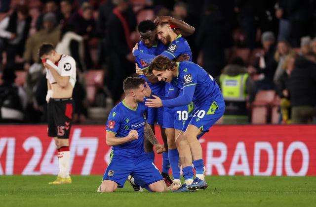 Sheffield United 1-0 Tottenham: Iliman Ndiaye strike sends Spurs crashing  out of FA Cup, Football News