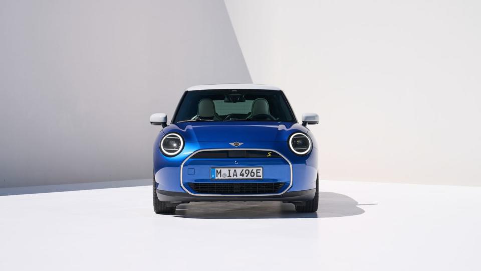 2025 mini cooper electric lineup in ocean blue with white interior