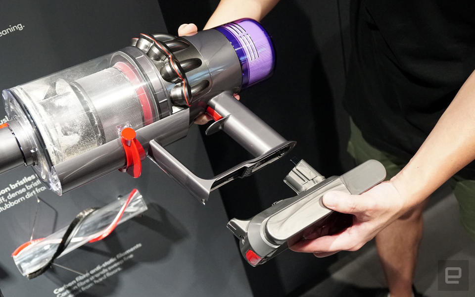 新一代 Dyson V11