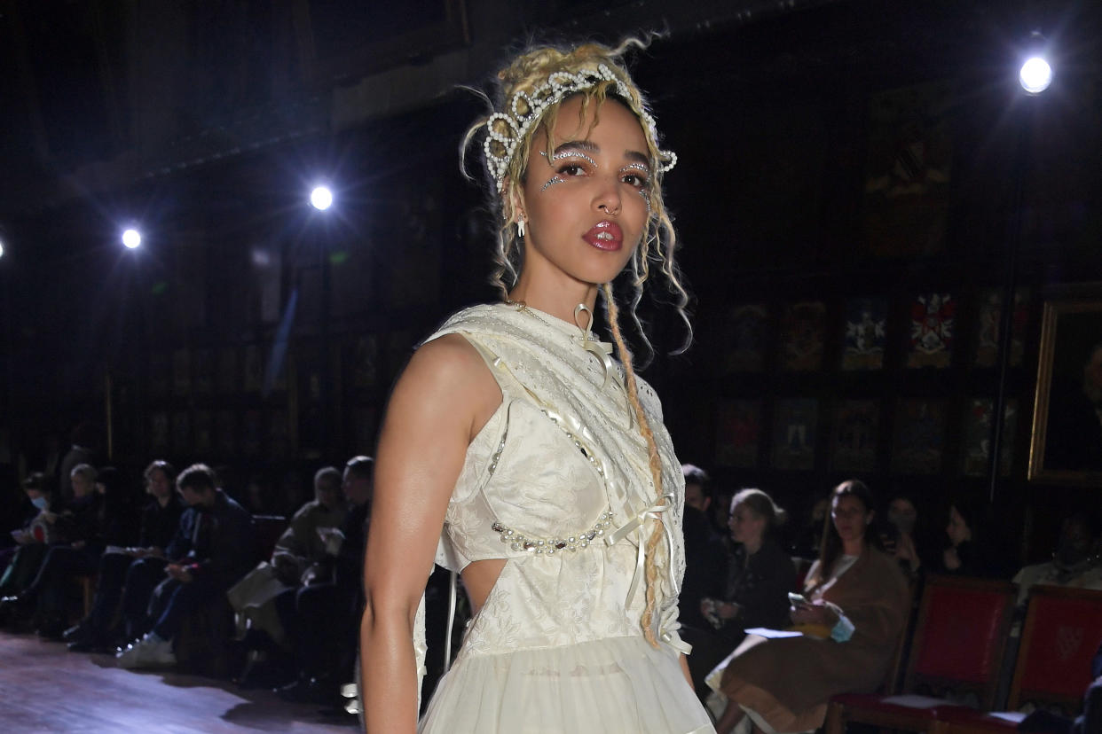 English singer-songerwriter FKA twigs spoke about the surgery she had to remove fibroids from her uterus. (Photo: David M. Benett/Dave Benett/Getty Images)