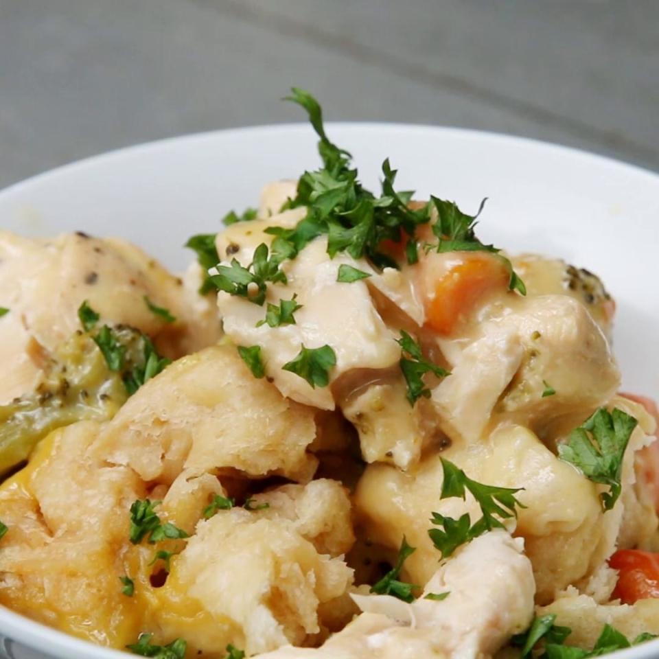 Slow Cooker Chicken and Biscuits