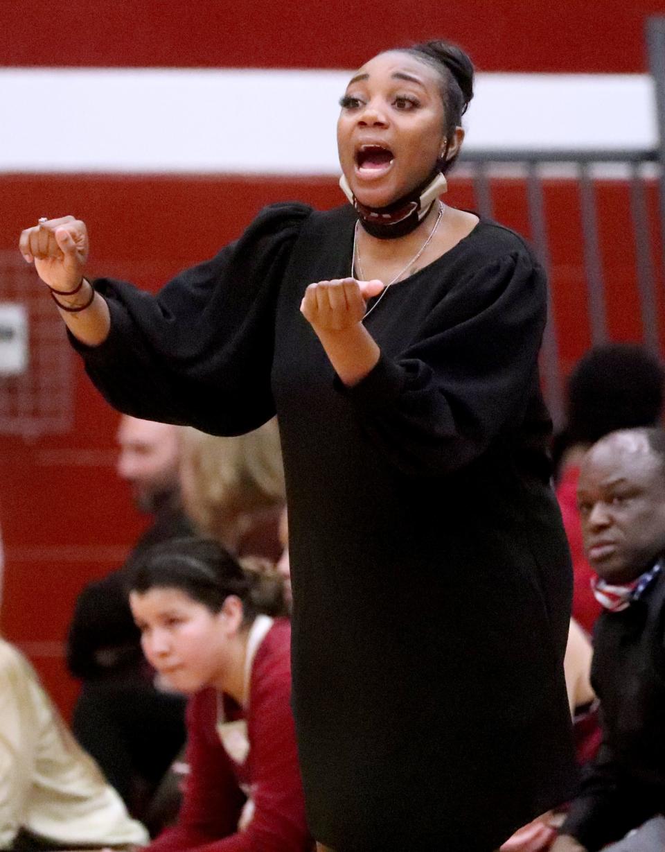 Riverdale girls basketball coach Keri O'Neal, pictured in a 2022 game, resigned on Friday.