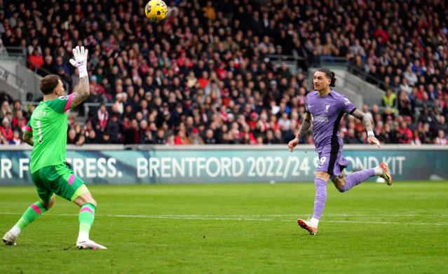 Thiago Scores Sublime Half-Volley To Hand Liverpool A Second Half Lead  Against Porto