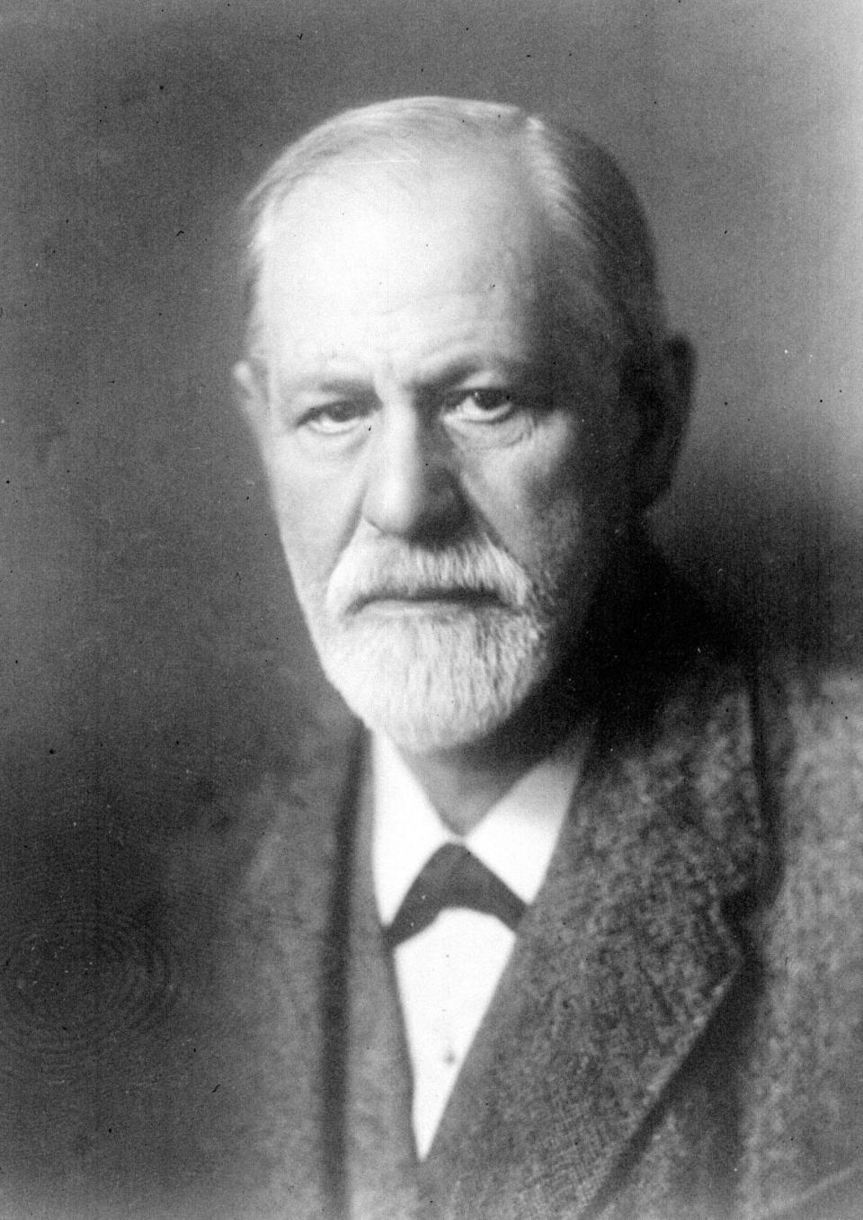 LIVED: 1856-1939 IMMIGRATED: 1933 from Austria  OCCUPATION: Psychiatrist FAMOUS FOR: Developing the highly influential psychoanalysis method of psychiatry  