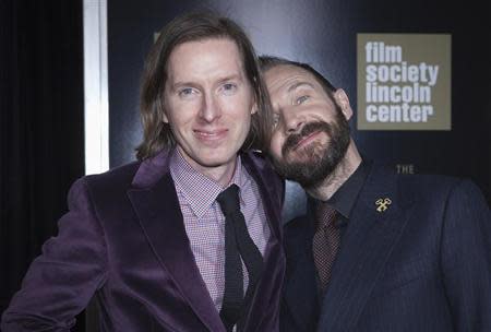 Cast member Ralph Fiennes and director Wes Anderson (L) arrive for the premiere of "The Grand Budapest Hotel" in New York February 26, 2014. REUTERS/Carlo Allegri