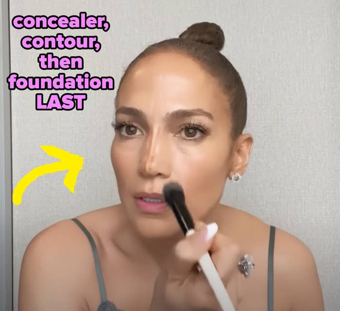 jennifer lopez applying makeup