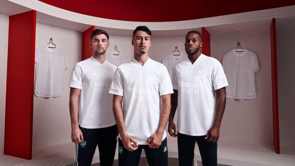 Kieran Tierney, Gabriel Martinelli and Nuno Tavares (adidas)