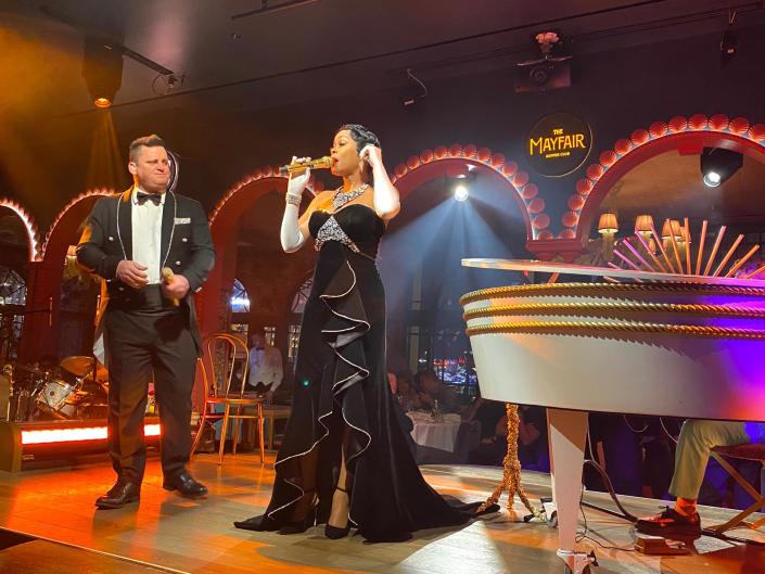 mayfair supper club performance in las vegas