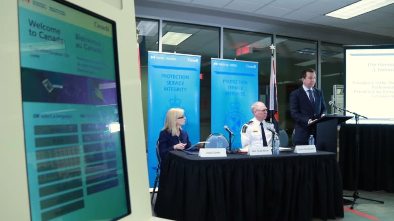 Facial scanners now in use at customs in Halifax airport