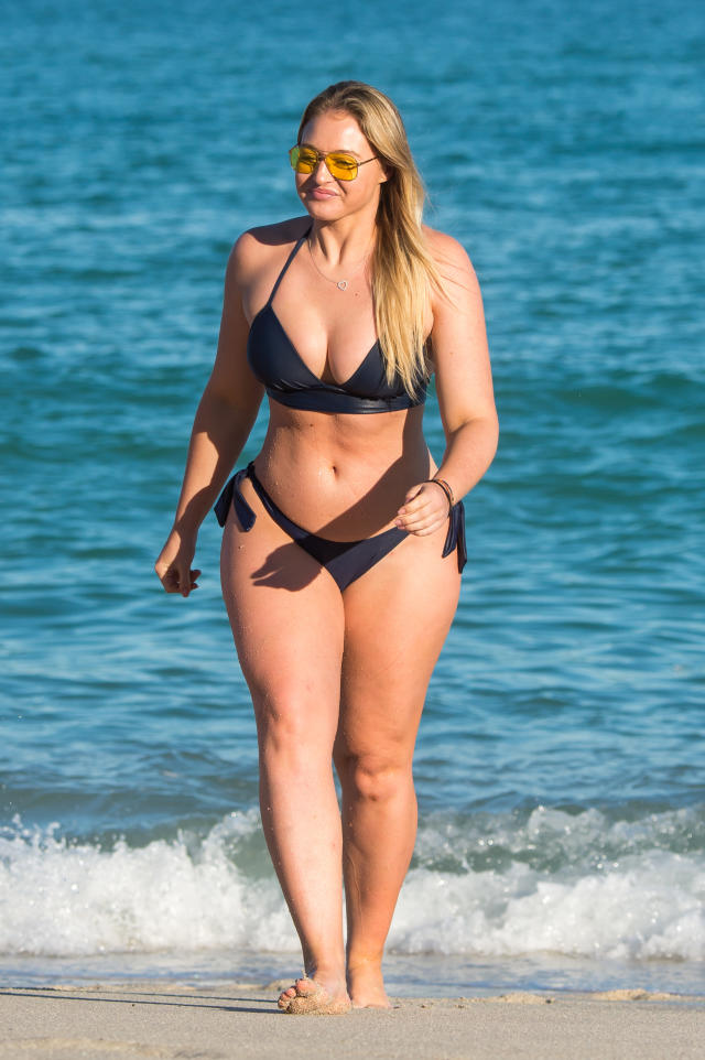 Ishkra Lawrence Sex Video - Iskra Lawrence corrects plus size headline